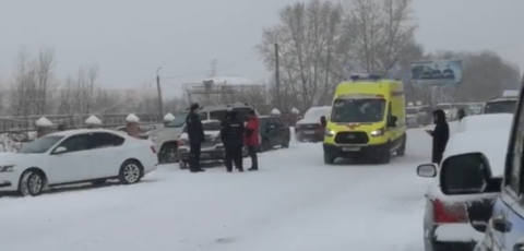 عشرات الضحايا بانهيار منجم في روسيا