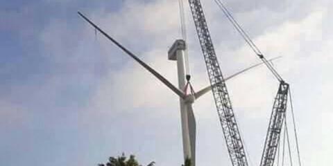  أول عنفة لتوليد الكهرباء من الرياح في سوريا