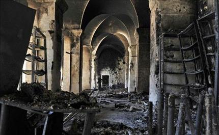 آثار الدمار الذي لحق بالجامع الاموي في حلب، بعد اشتباكات الشهر الماضي. وقد نهبت منه آثار تعود إلى النبي محمد، حسب الخبراء. 