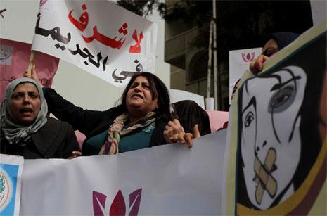 نحو 64 حالة وفاة لنساء فلسطينينات سجلت في «غير طبيعية»، منها 20 حالة وصفت بأنها «غامضة» (آي بي ايه) 
