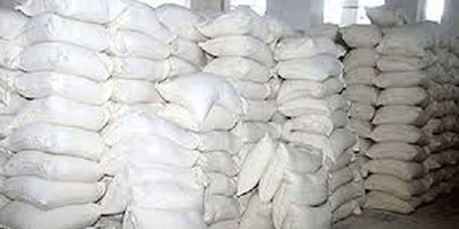 السورية للتجارة بالسويداء تطرح مادة السكر بأسعار مخفضة