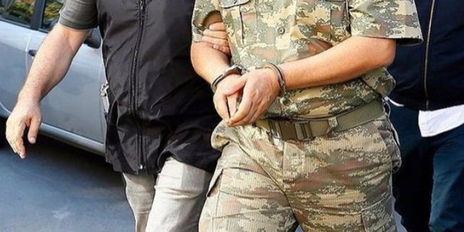 النظام التركي يصدر أوامر باعتقال 25 جنديا بذريعة محاولة الانقلاب