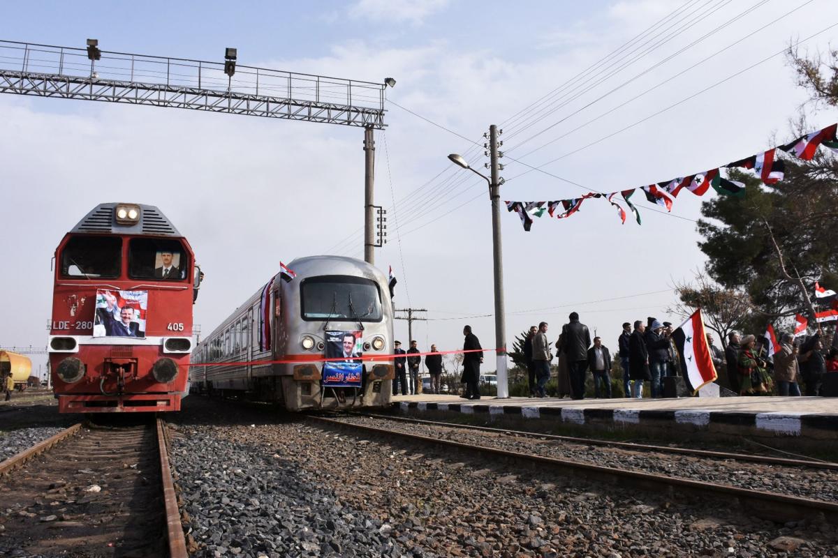 الخطوط الحديدية تطلق أول قطار شحن من مرفأ طرطوس إلى حمص