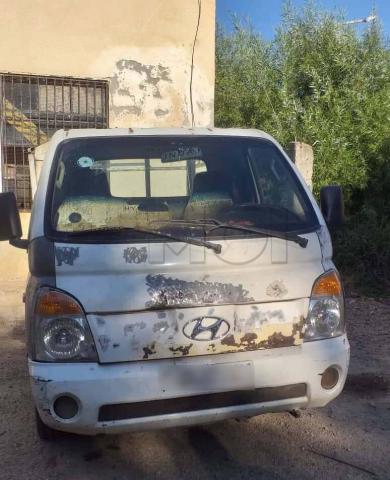توقيف شخص في حماة وإعادة سيارة شاحنة مسروقة إلى صاحبها