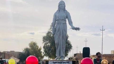 تمثال لـ فتاة إيزيدية خطفها "داعش" فانتحرت