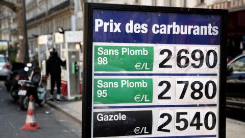 تظاهرة في فرنسا احتجاجا على ارتفاع أسعار البنزين