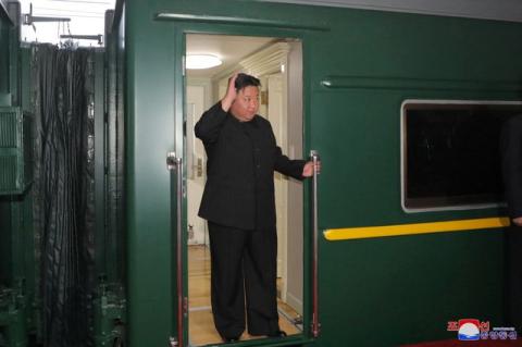  الزعيم الكوري الشمالي يصل إلى روسيا