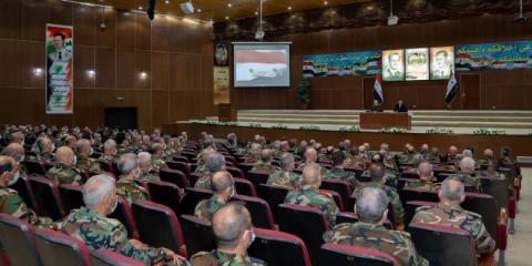  الأسد يزور الأكاديمية العسكرية العليا بدمشق ويلتقي خريجي الدورة السادسة والثلاثين