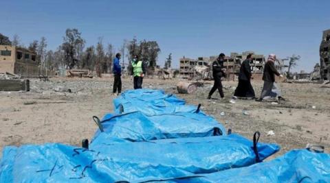 العثور على مقبرة جماعية تضم رفات 50 شخص قضوا على يد “داعش”