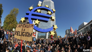 احتجاجات المانيا امام البنك المركزي الاوروبي