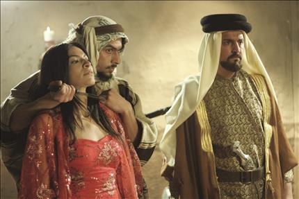 صورة من فيلم «ملك الرمال» لنجدت أنزور (أ ب أ)