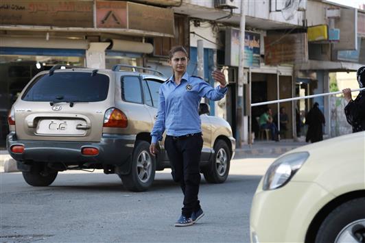 شرطية سورية كردية في القامشلي امس الاول (ا ف ب)