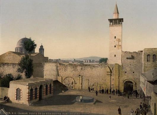 صورة قديمة لسور دمشق باب شرقي 