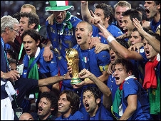 إيطاليا توجت بالكأس الرابعة في تاريخها في ألمانيا 2006.