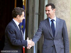 الأسد يلتقي بنظيره الفرنسي في قصر الأليزية الجمعة