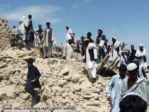 صورة أرشيفية لأثار الدمار التي خلفها زلزال سابق بباكستان